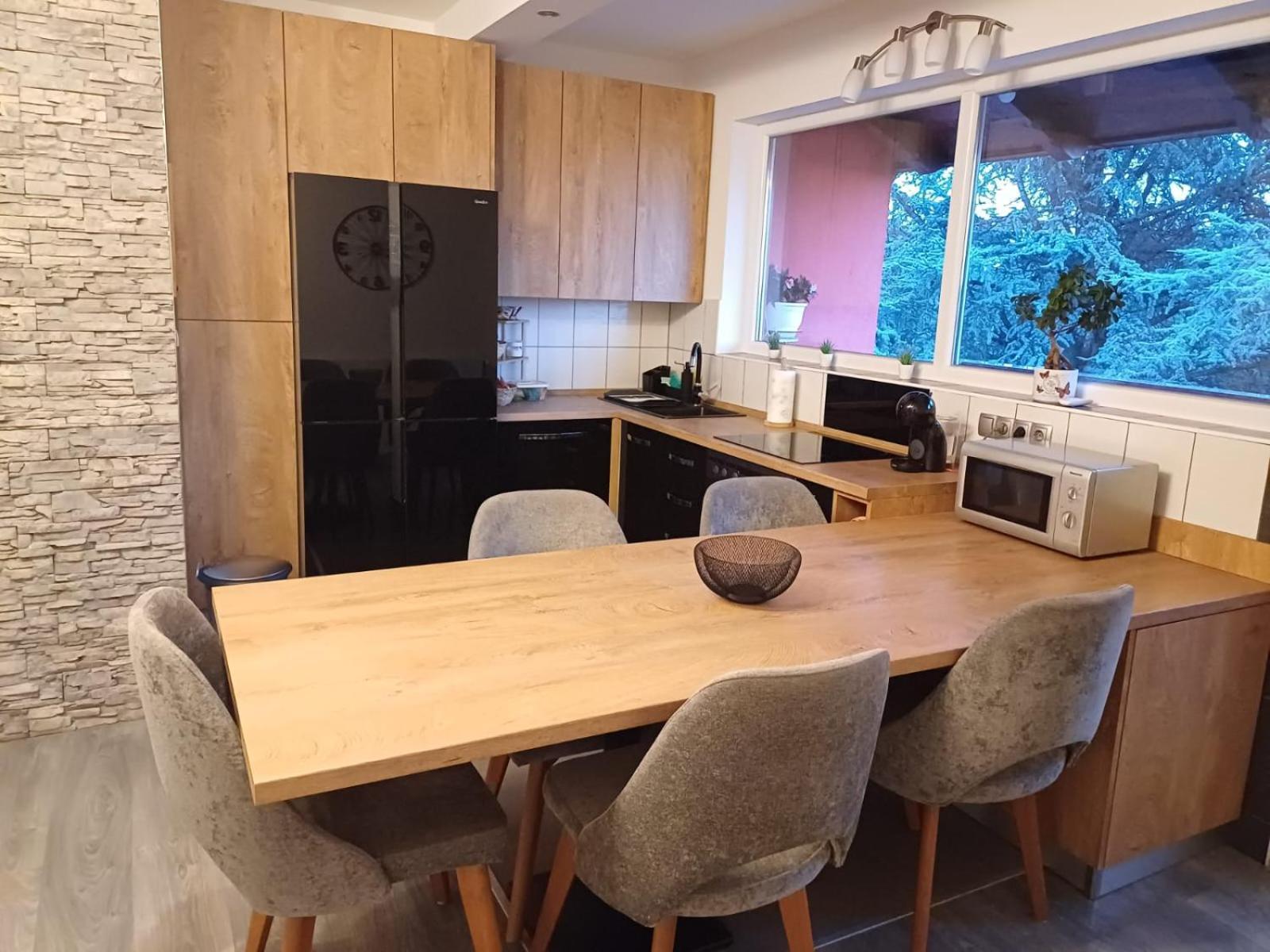 Apartment Cedar Zagreb Airport - Velika Gorica Scitarjevo エクステリア 写真